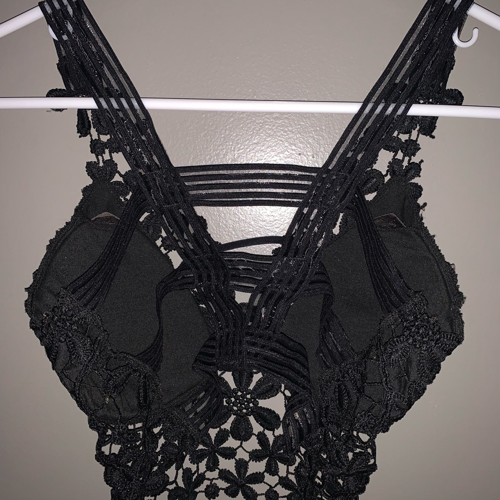 Bralettes - Picture 4 of 4